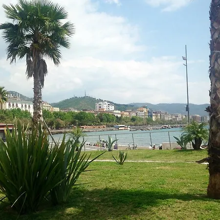 Costa D'amalfi ゲストハウス